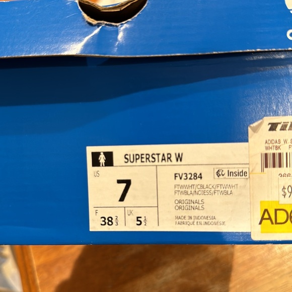 Adidas Superstar W - NWT - size 7 - Picture 5 of 5